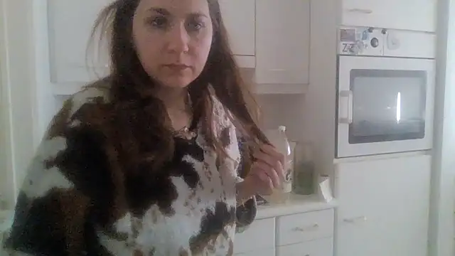 JasmineGlamour online show from 04-25-26, 05:32