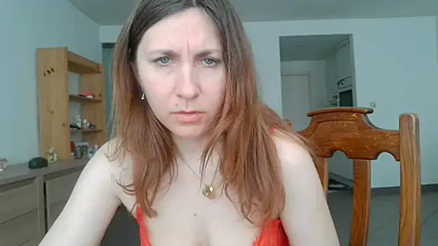 Snapshot of JasmineGlamour chatting on 05-31-26, 03:41 JasmineGlamour online show from 05-31-26, 03:41