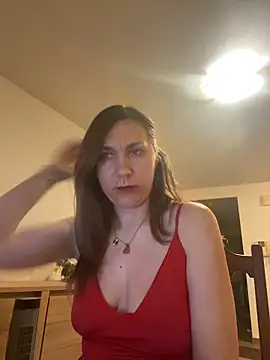 Snapshot of JasmineGlamour chatting on 06-08-26, 01:39 JasmineGlamour online show from 06-08-26, 01:39