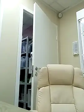 FantasyMichelle online show from 12-18-24, 03:11