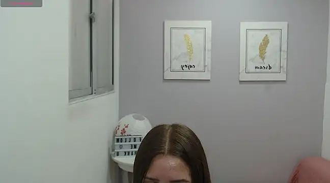 Snapshot of valerie_diaz1 chatting on 12-17-24, 04:11 valerie diaz1 online show from 12-17-24, 04:11