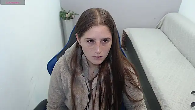 Snapshot of valerie_diaz1 chatting on 10-30-25, 01:23 valerie diaz1 online show from 10-30-25, 01:23