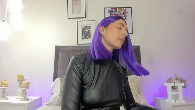 helen mooree online show from 06-06-26, 12:54