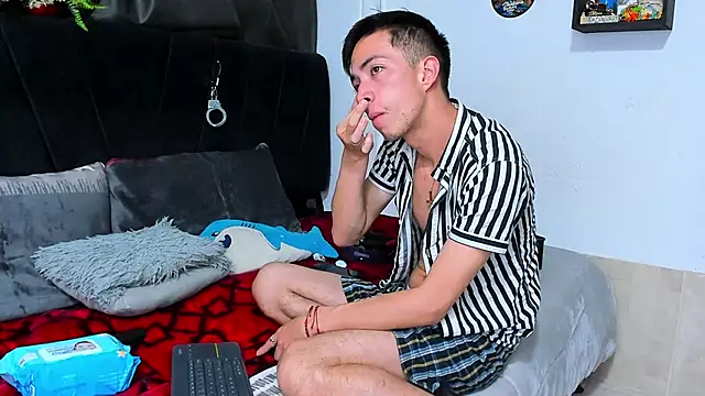 big-dicktop23 online show from 06-07-26, 05:00