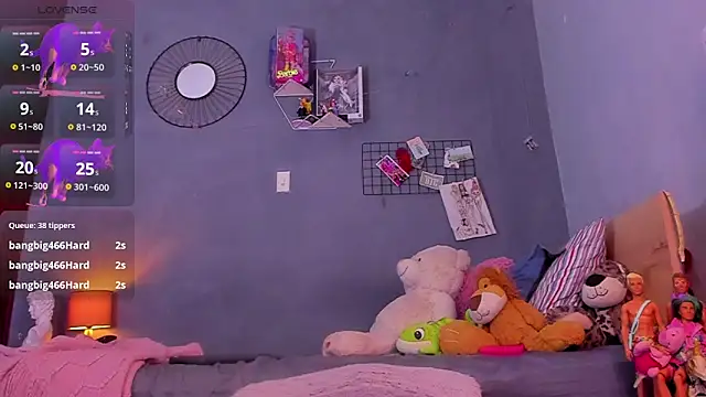 Snapshot of tiffbeatiful chatting on 01-25-25, 05:18 tiffbeatiful online show from 01-25-25, 05:18