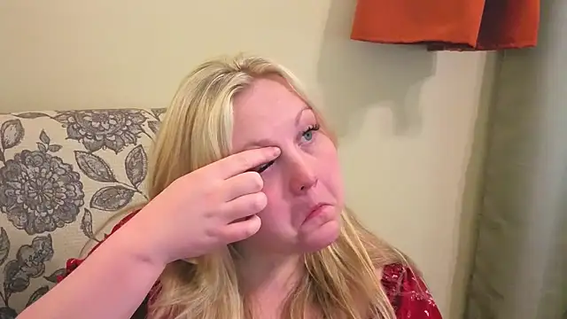 PhatAssBlond online show from 04-26-26, 09:45