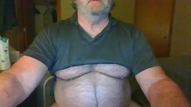 Snapshot of Doherty10 chatting on 04-29-26, 08:18 Doherty10 online show from 04-29-26, 08:18