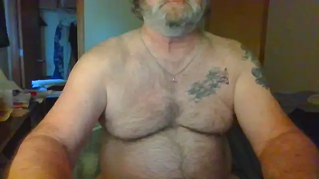 Snapshot of Doherty10 chatting on 05-12-26, 06:05 Doherty10 online show from 05-12-26, 06:05