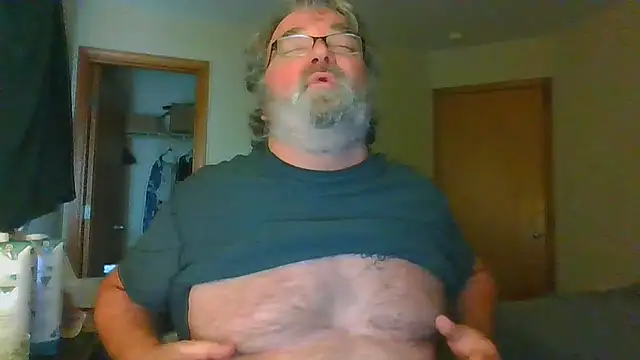 Snapshot of Doherty10 chatting on 05-14-26, 06:15 Doherty10 online show from 05-14-26, 06:15
