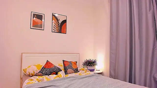 Snapshot of Melanie_Angel chatting on 02-08-25, 05:50 Melanie Angel online show from 02-08-25, 05:50