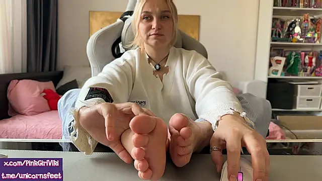 unicornsfeet online show from 03-29-26, 10:48