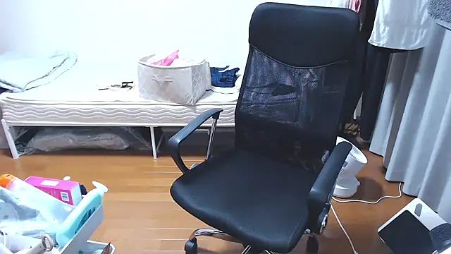 izumi  123 online show from 10-10-25, 01:43