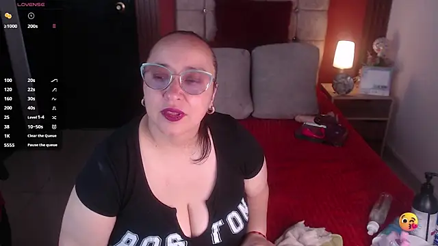 Snapshot of Natasha26_ chatting on 09-29-25, 07:19 Natasha26  online show from 09-29-25, 07:19