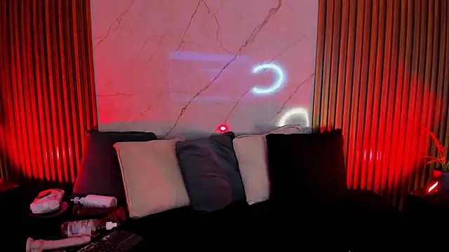 Emiilycollins online show from 01-23-25, 09:39