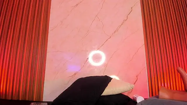 Emiilycollins online show from 03-13-25, 03:54