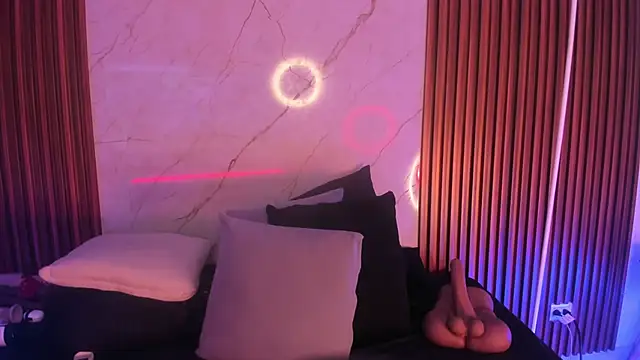 Emiilycollins online show from 09-09-25, 01:27