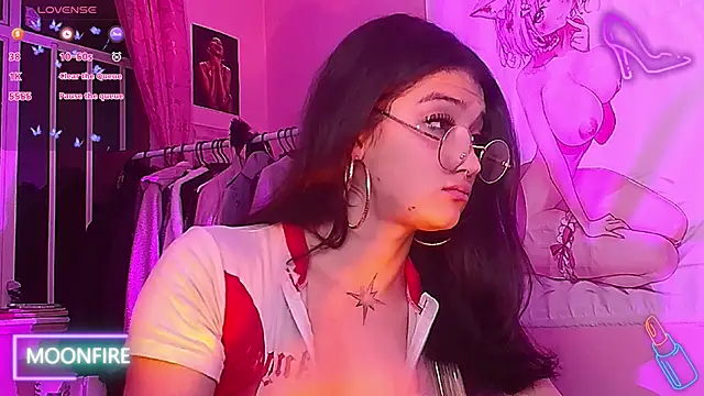 Snapshot of moonfiredancer chatting on 10-02-25, 06:31 moonfiredancer online show from 10-02-25, 06:31