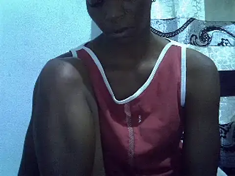 Snapshot of ElianeHot chatting on 01-25-25, 06:35 ElianeHot online show from 01-25-25, 06:35