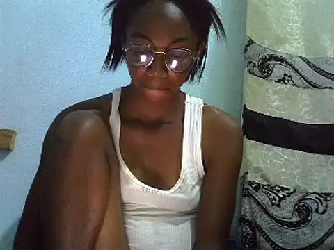 Snapshot of ElianeHot chatting on 02-20-25, 05:40 ElianeHot online show from 02-20-25, 05:40