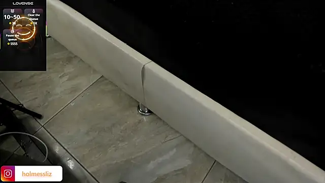 LIZ HOLMES online show from 02-08-25, 12:06