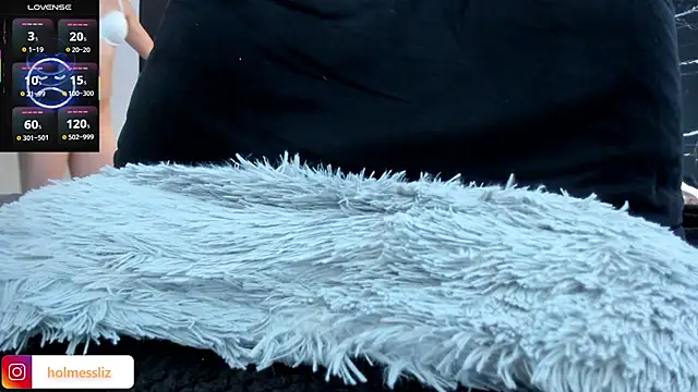 LIZ HOLMES online show from 03-21-25, 04:29