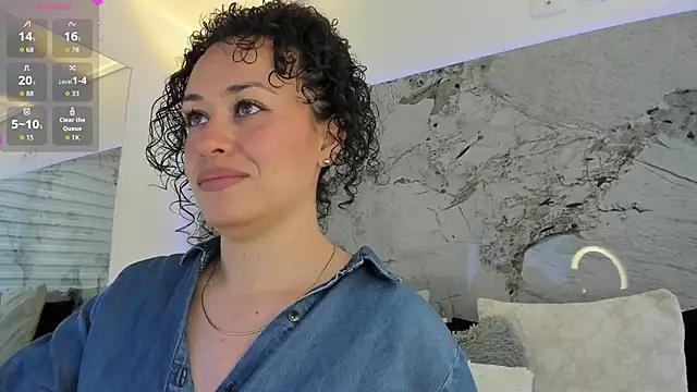 Snapshot of LIZ_HOLMES chatting on 10-30-25, 12:17 LIZ HOLMES online show from 10-30-25, 12:17