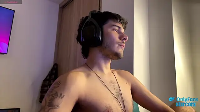 Snapshot of ilytheo chatting on 09-29-25, 04:39 ilytheo online show from 09-29-25, 04:39