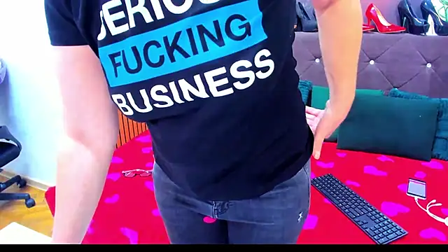 Lilly hott online show from 10-08-25, 05:54