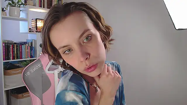 milly ross online show from 02-25-25, 07:09