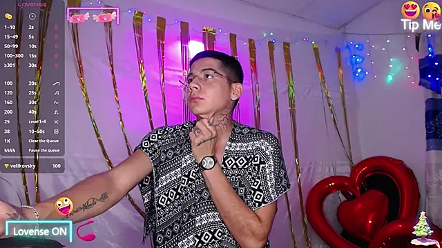 Snapshot of mexican_cum chatting on 03-06-25, 09:25 mexican cum online show from 03-06-25, 09:25