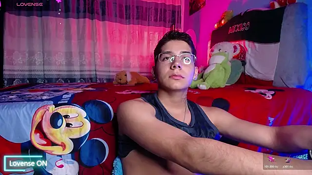 Snapshot of mexican_cum chatting on 11-16-25, 11:10 mexican cum online show from 11-16-25, 11:10