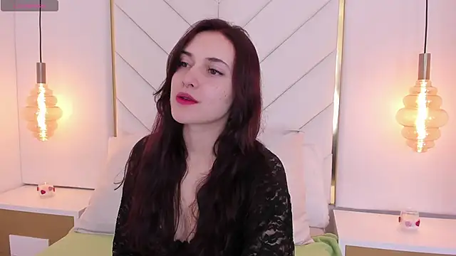 Flor delunaa online show from 02-09-25, 12:52