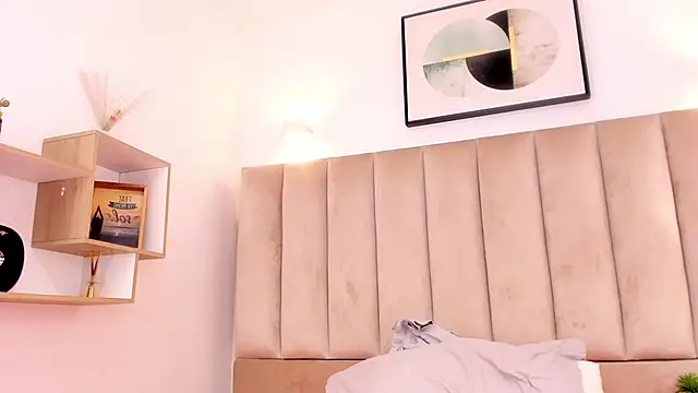 Anniie Queen online show from 02-10-25, 06:20