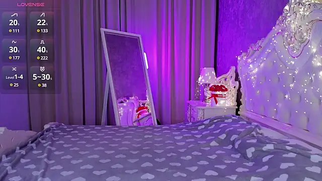 SaraCros online show from 12-06-24, 05:31