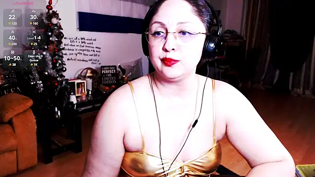 Snapshot of Imperatriza chatting on 03-03-25, 11:24 Imperatriza online show from 03-03-25, 11:24