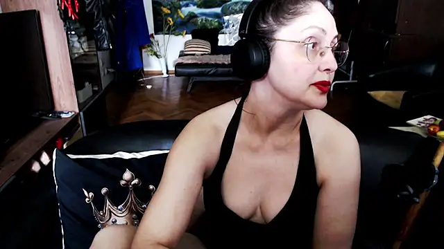 Imperatriza online show from 06-10-26, 02:49