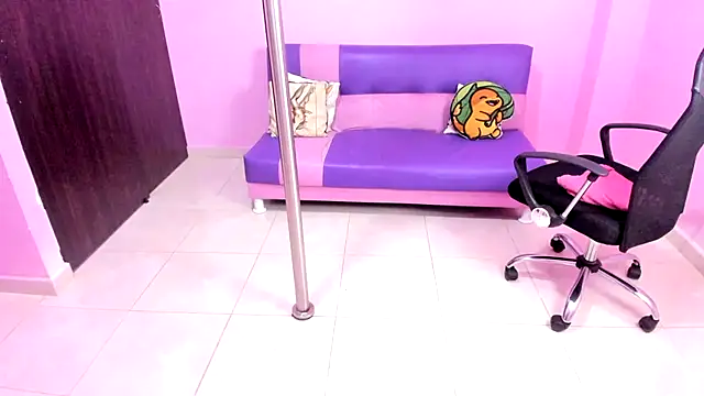 mature dirty squirt online show from 09-12-25, 12:38