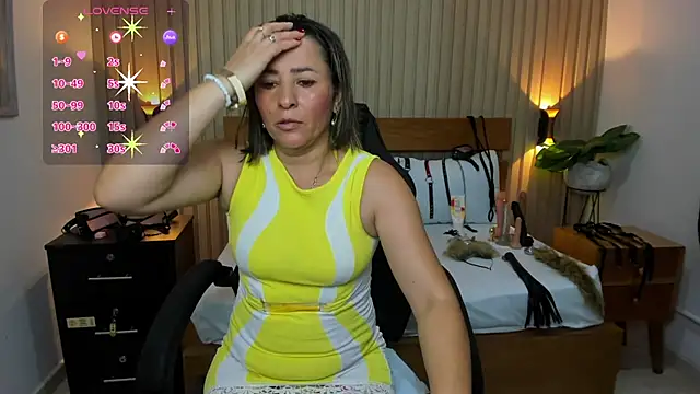 luciana ballesteros  online show from 02-19-25, 12:22