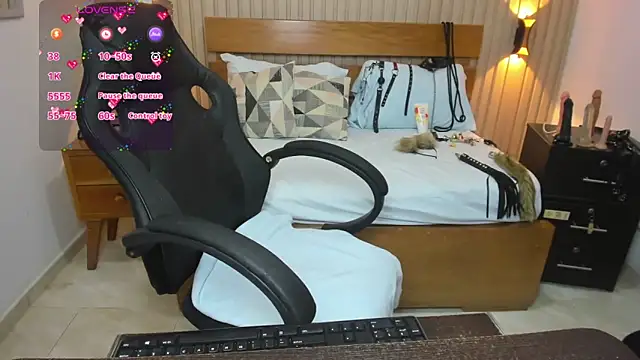 luciana ballesteros  online show from 03-01-25, 12:56