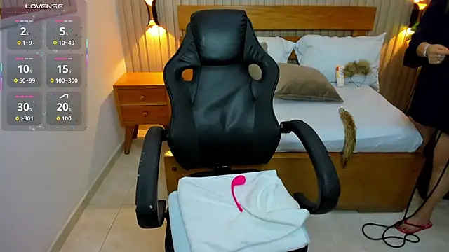 luciana ballesteros  online show from 04-18-26, 12:31