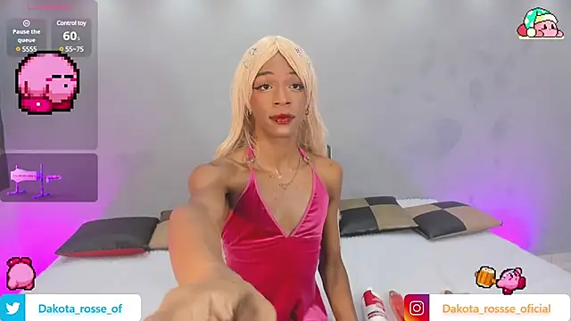Snapshot of DakotaRosee chatting on 03-21-25, 05:54 DakotaRosee online show from 03-21-25, 05:54
