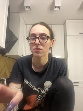 MartiniiSelenna online show from 11-15-25, 06:55