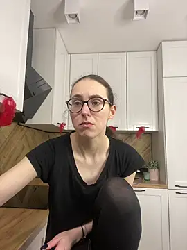 MartiniiSelenna online show from 04-21-26, 05:47