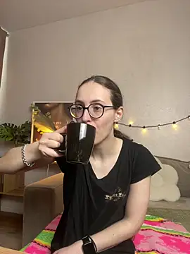 MartiniiSelenna online show from 04-25-26, 05:43