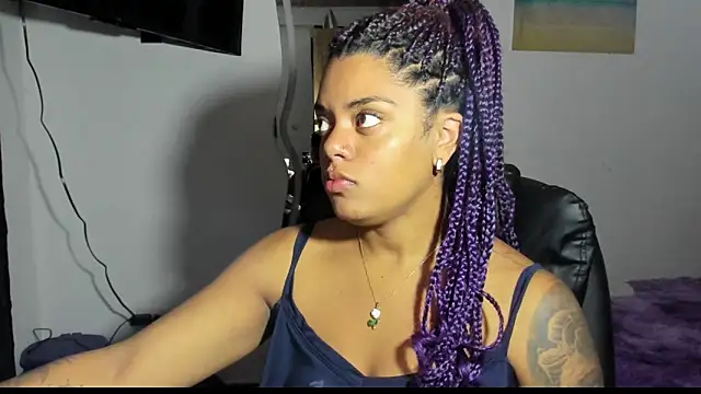 ladyrd1 online show from 10-02-25, 10:50