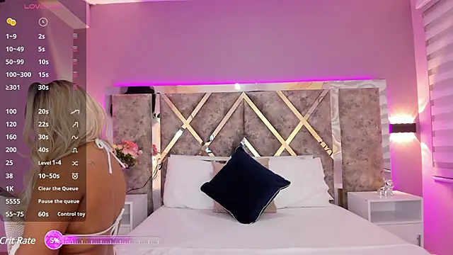 Snapshot of MarianaGarciaa__ chatting on 01-14-25, 07:32 MarianaGarciaa online show from 01-14-25, 07:32