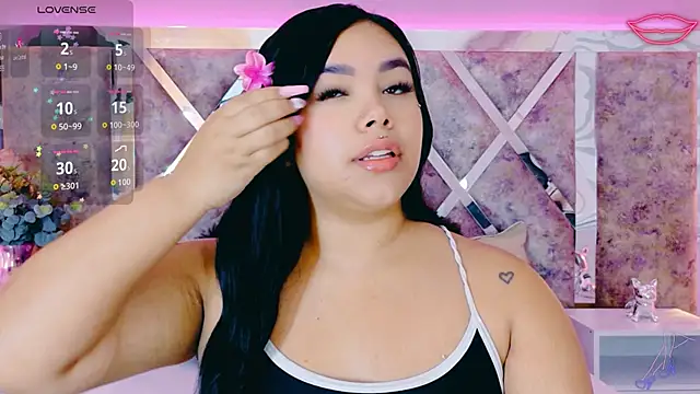 Snapshot of MarianaGarciaa__ chatting on 10-16-25, 07:48 MarianaGarciaa online show from 10-16-25, 07:48