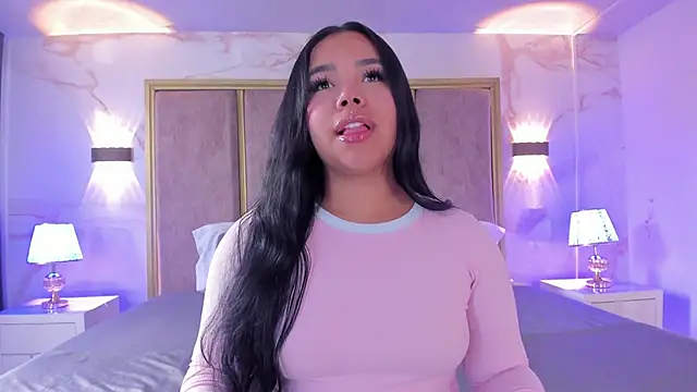MarianaGarciaa   online show from 06-13-26, 07:23