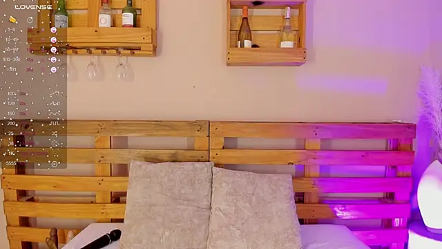 melanieecox online show from 02-09-25, 10:21