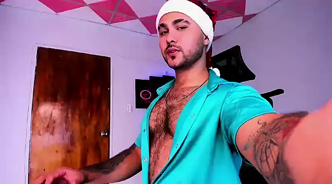 Sebas-hott online show from 12-30-24, 02:20